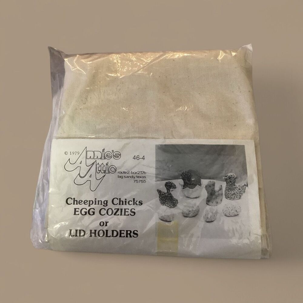 Vintage Annie’s Attic Cheeping Chicks Egg Cozies or Lid Holders Kit
